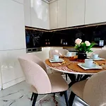 Oba 46 Lux Flat Lägenhet